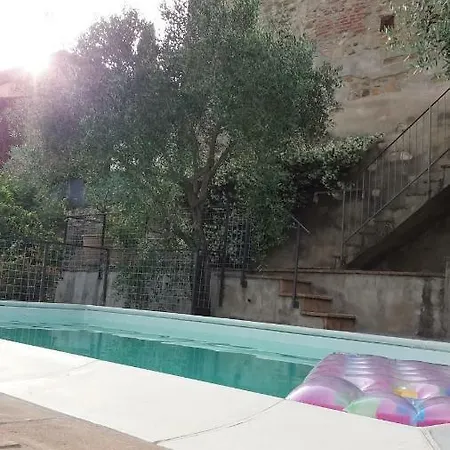 Il Terrazzo Sulla Valle Con Piscina Lugnano