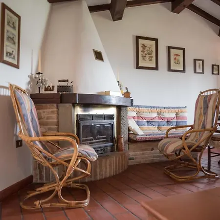 Il Terrazzo Sulla Valle Con Piscina Holiday home